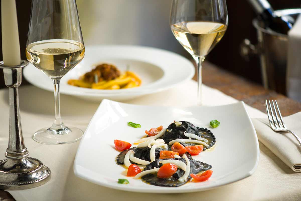 Top 10 Romantic Restaurants in Florence